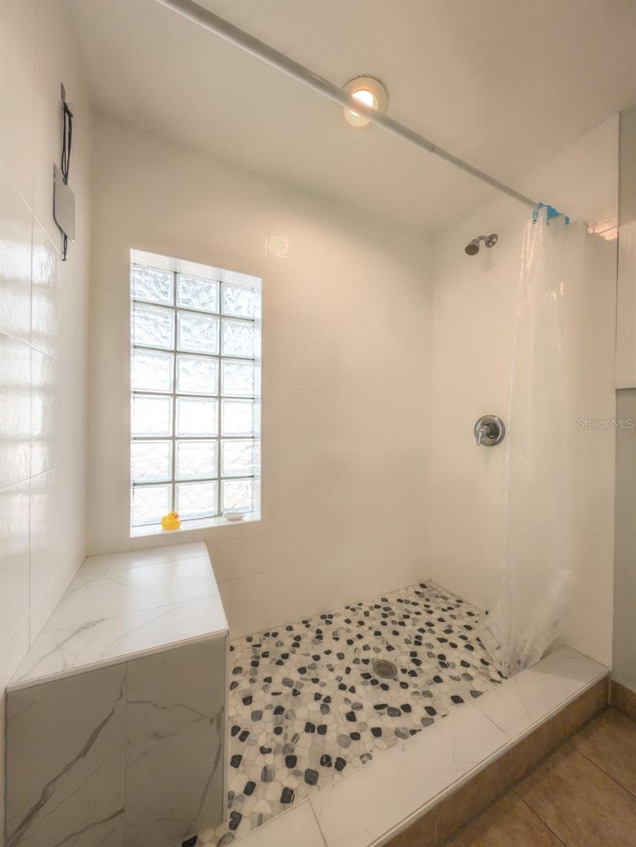 3650 KINGSBURY DRIVE — photo 19 of 42