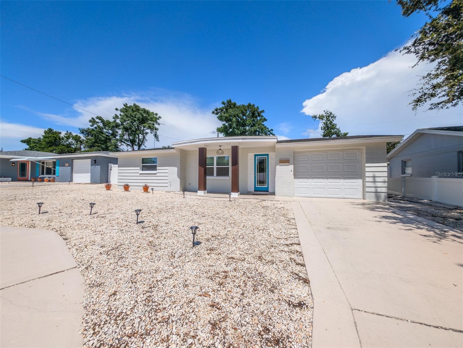 3650 KINGSBURY DRIVE — photo 4 of 42
