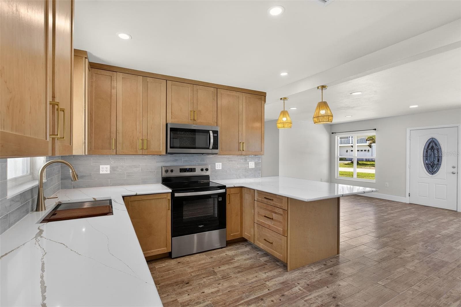 10451 MARION STREET — photo 15 of 35