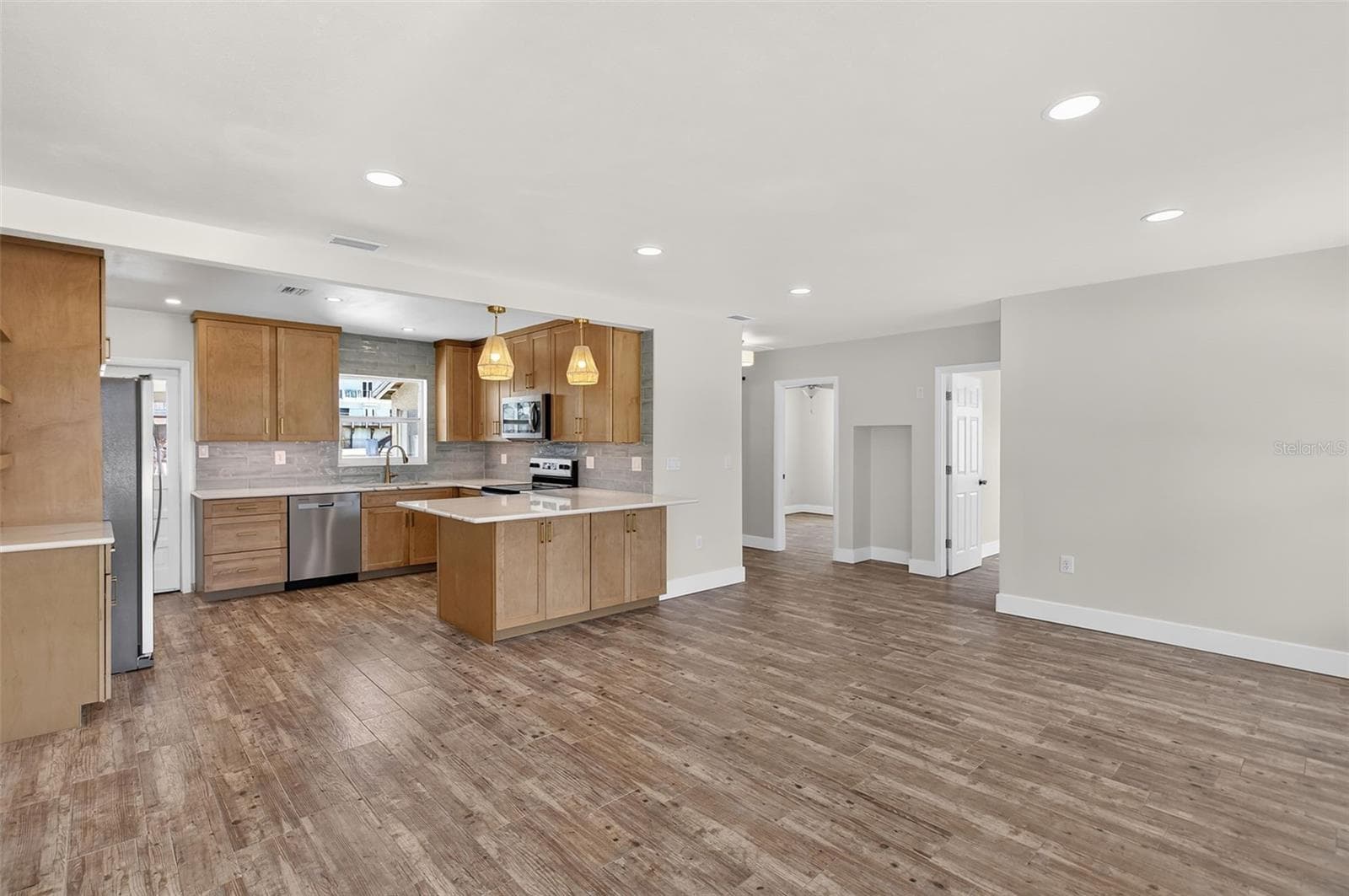 10451 MARION STREET — photo 18 of 35