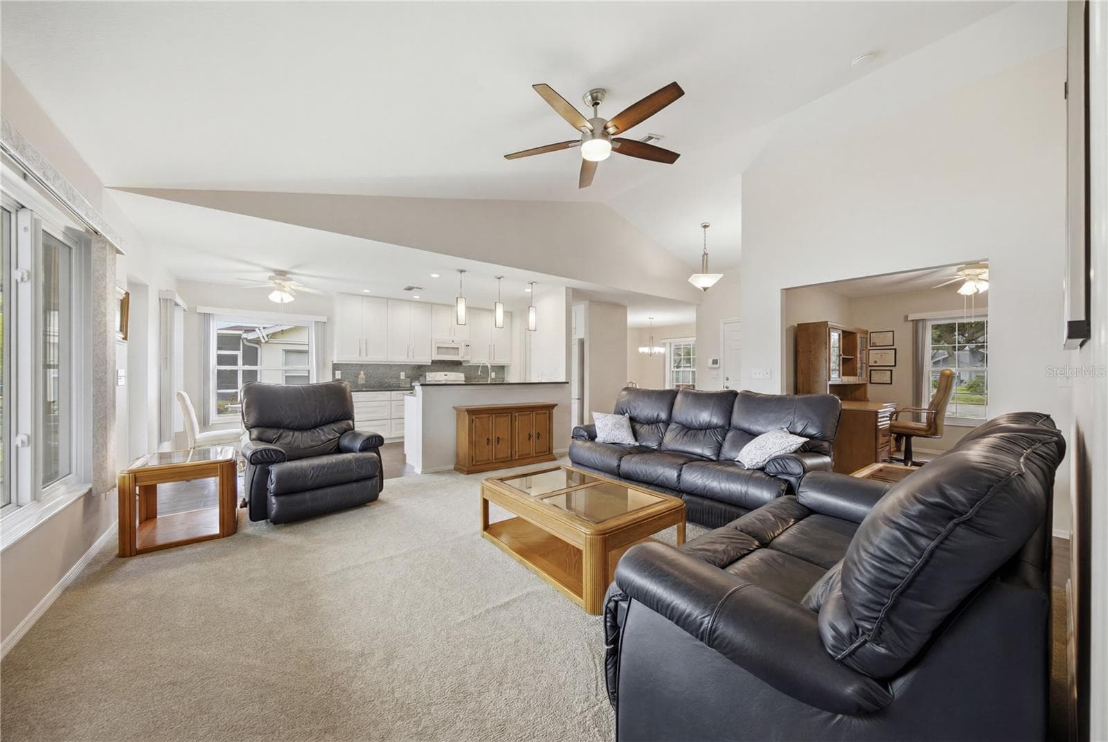 4226 KINGSFIELD DRIVE — photo 11 of 66
