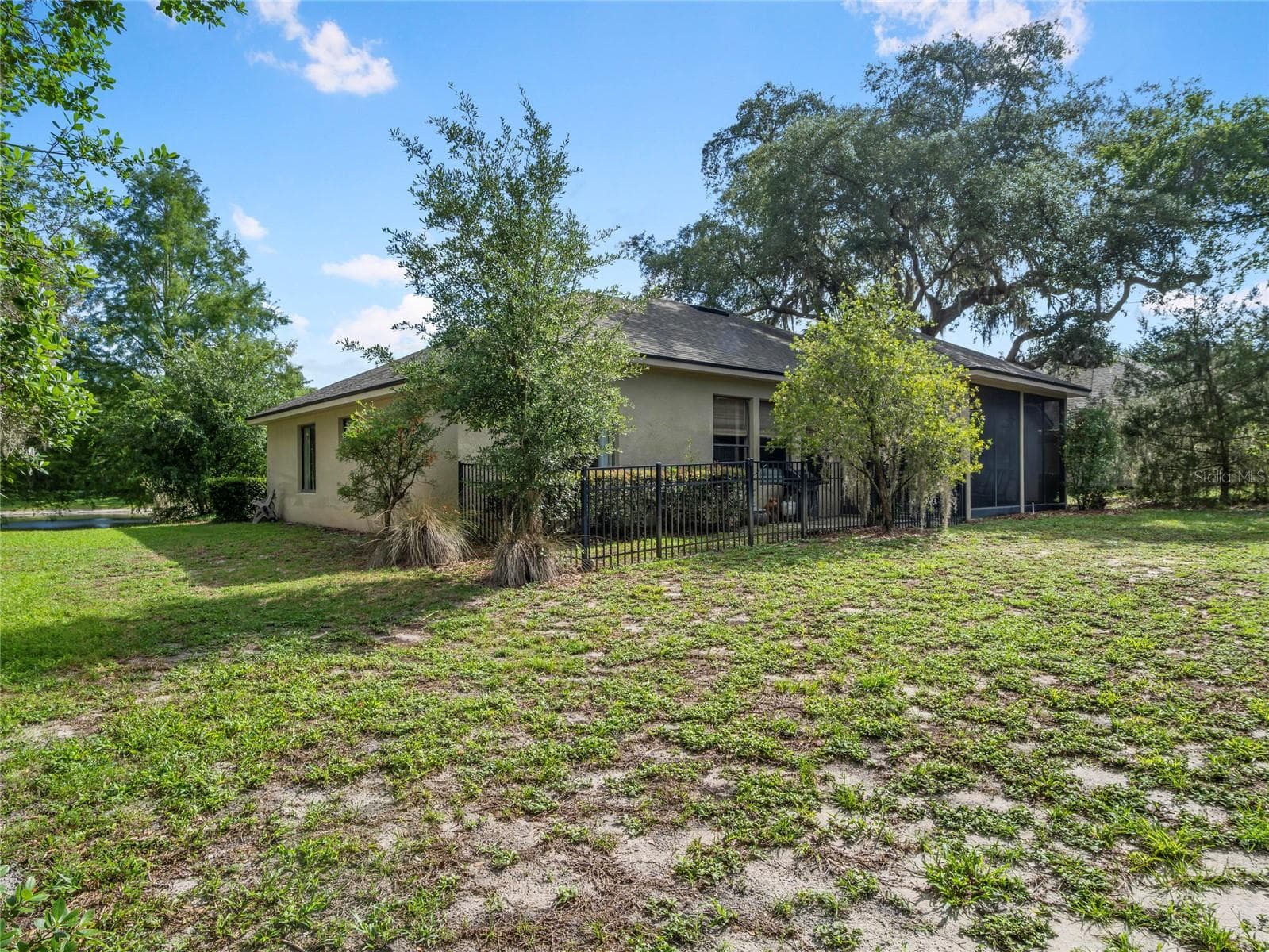 177 OVEROAKS PLACE — photo 44 of 49