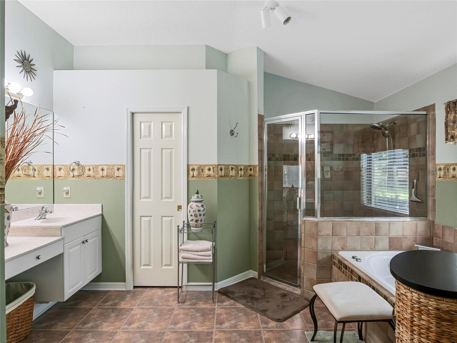 177 OVEROAKS PLACE — photo 32 of 49