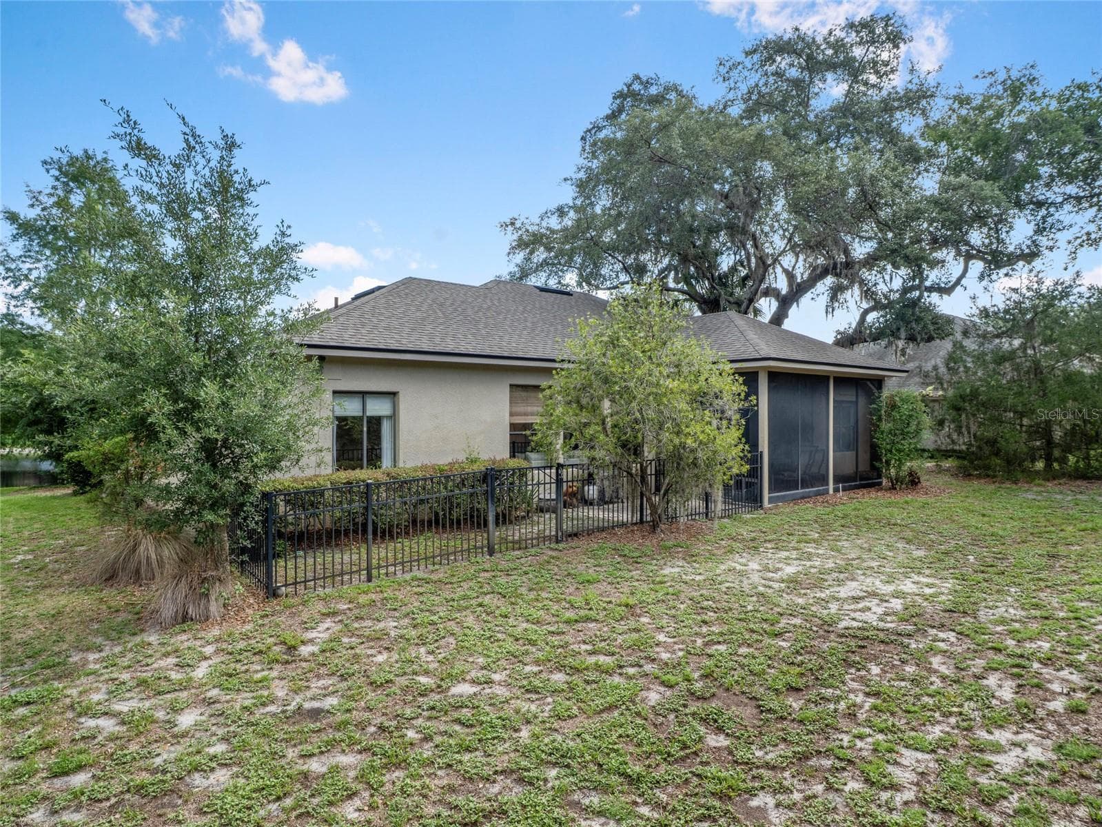 177 OVEROAKS PLACE — photo 46 of 49