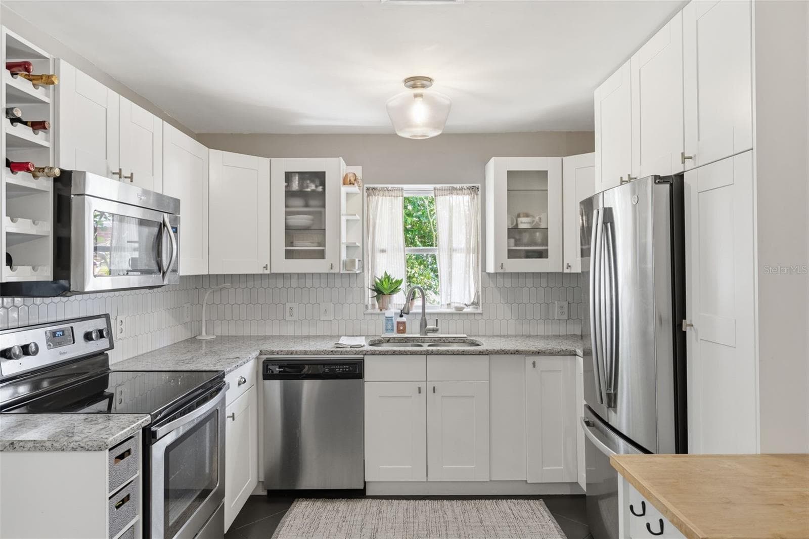 1423 HENRY AVENUE — photo 7 of 25
