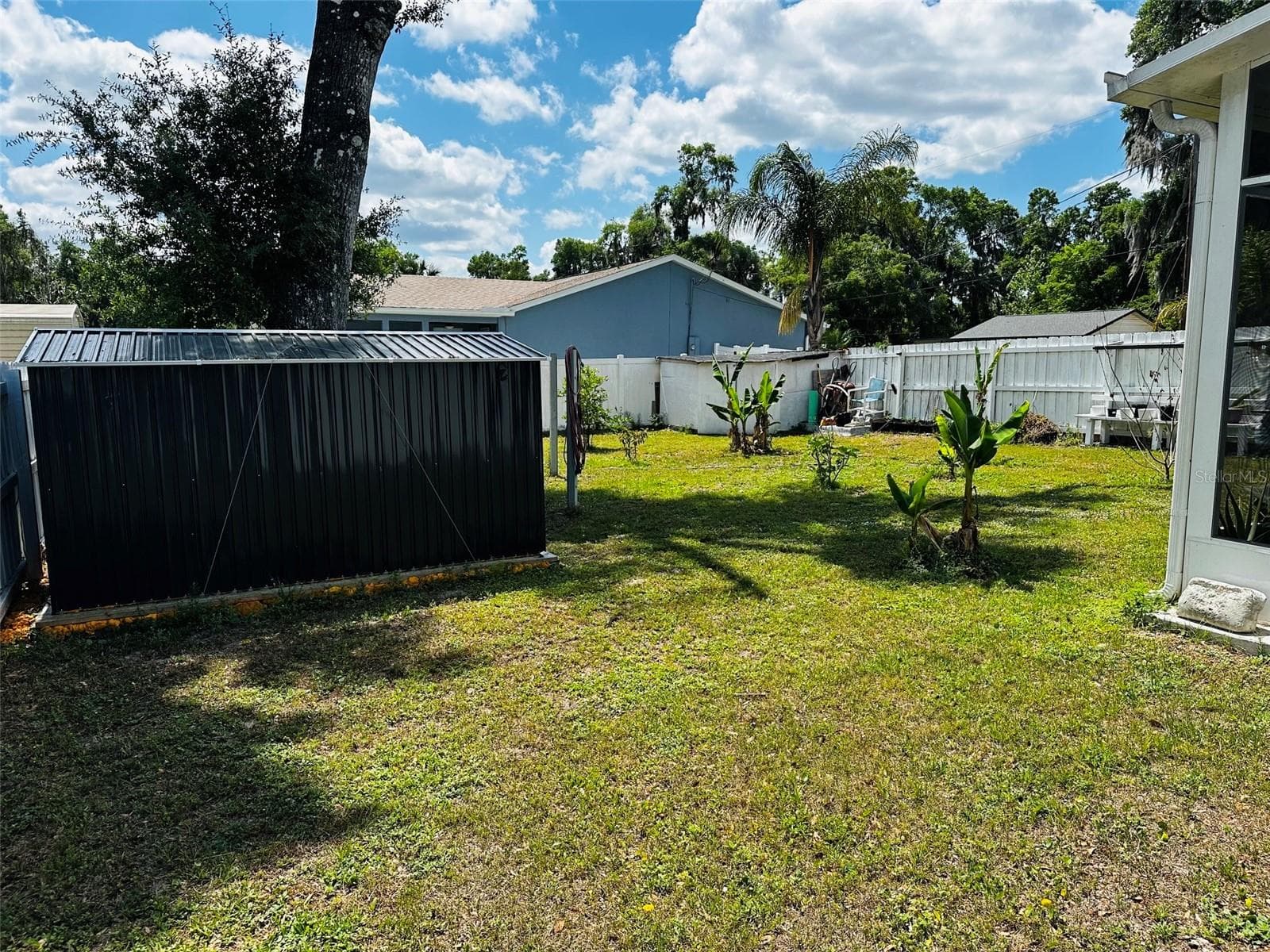 606 VOORHIS AVENUE — photo 19 of 22