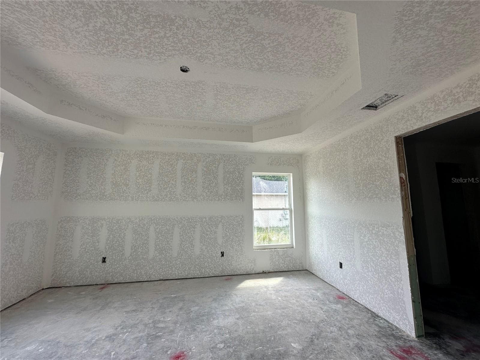 8 DOGWOOD PLACE — photo 12 of 13