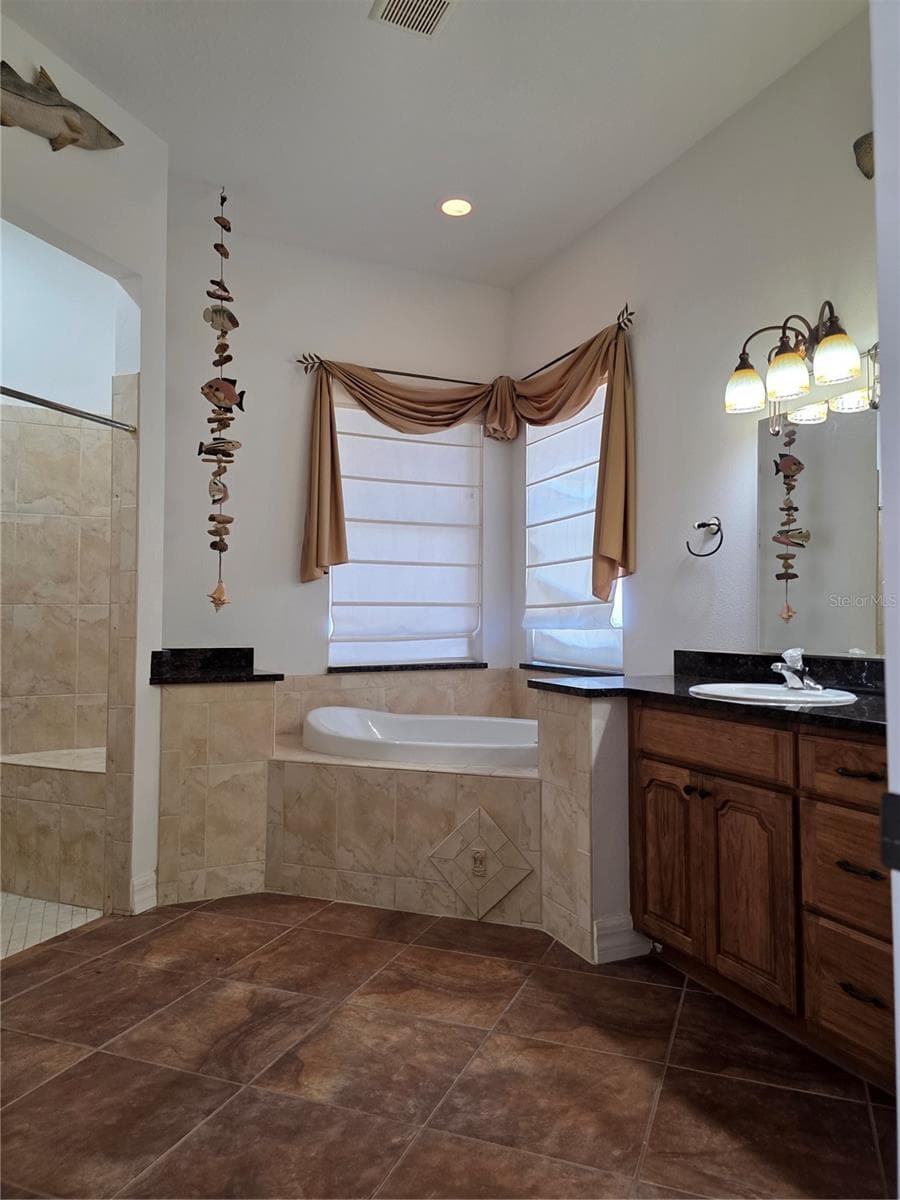 222 ROTONDA BOULEVARD — photo 33 of 77