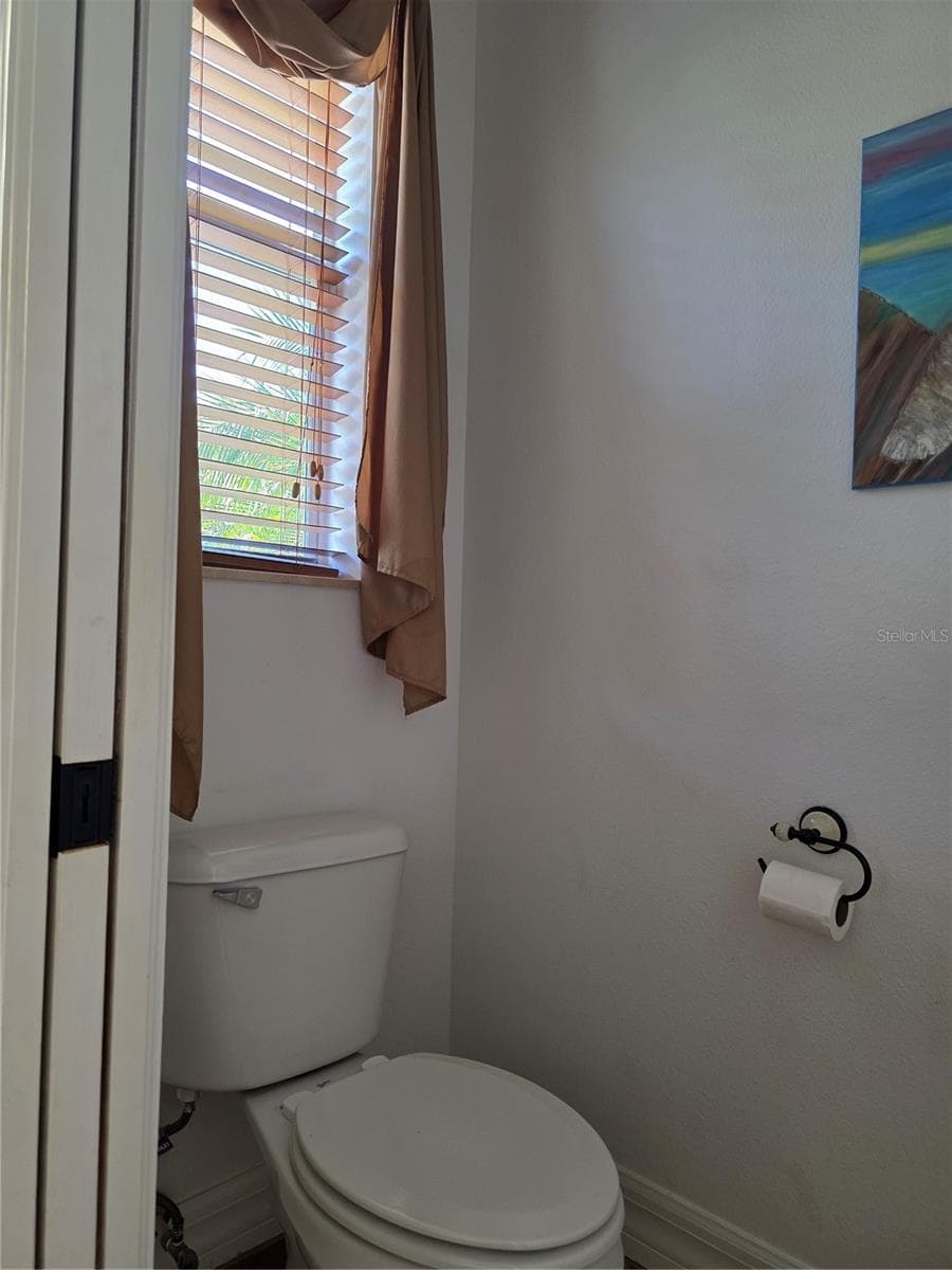 222 ROTONDA BOULEVARD — photo 36 of 77