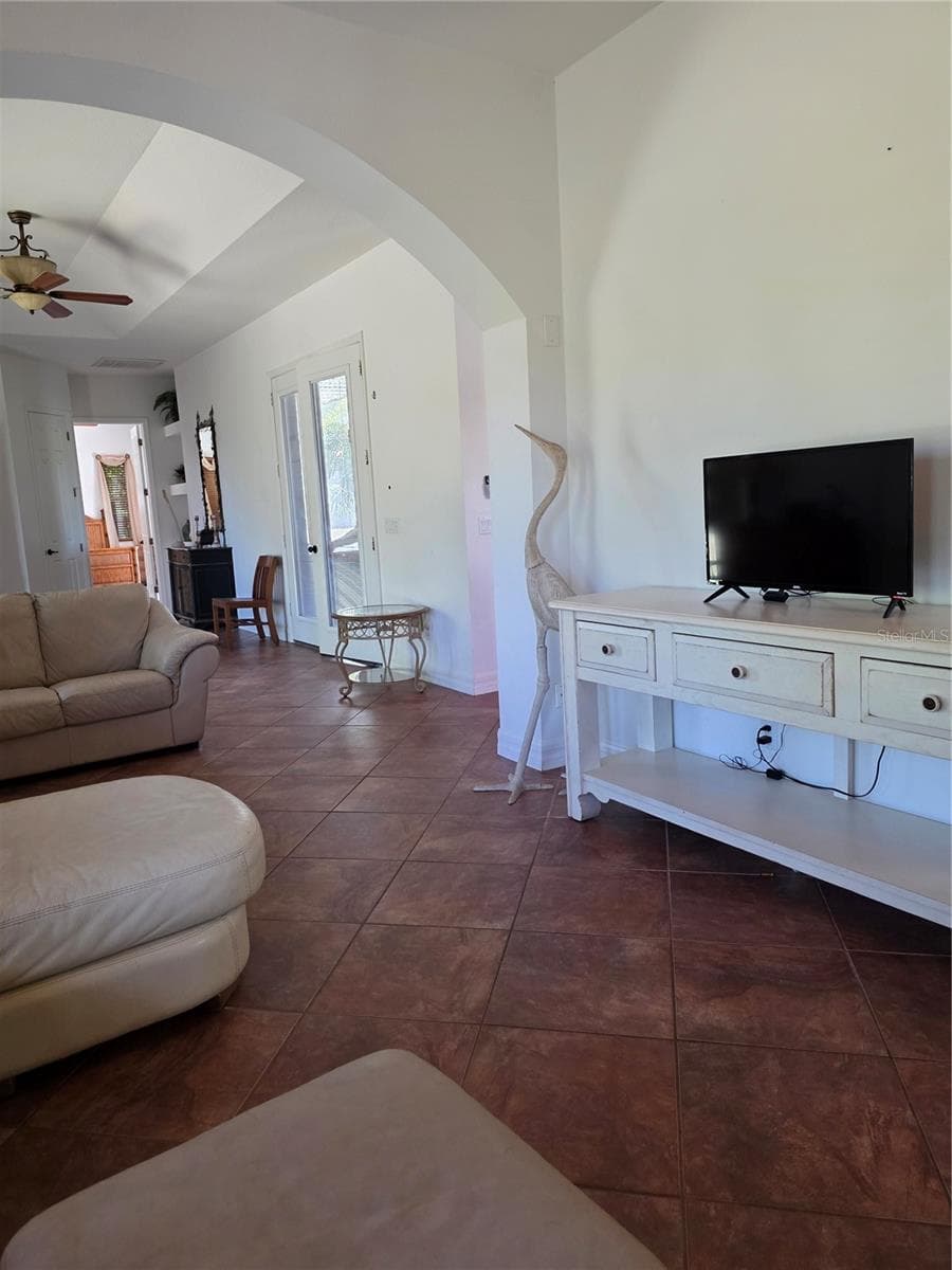 222 ROTONDA BOULEVARD — photo 20 of 77