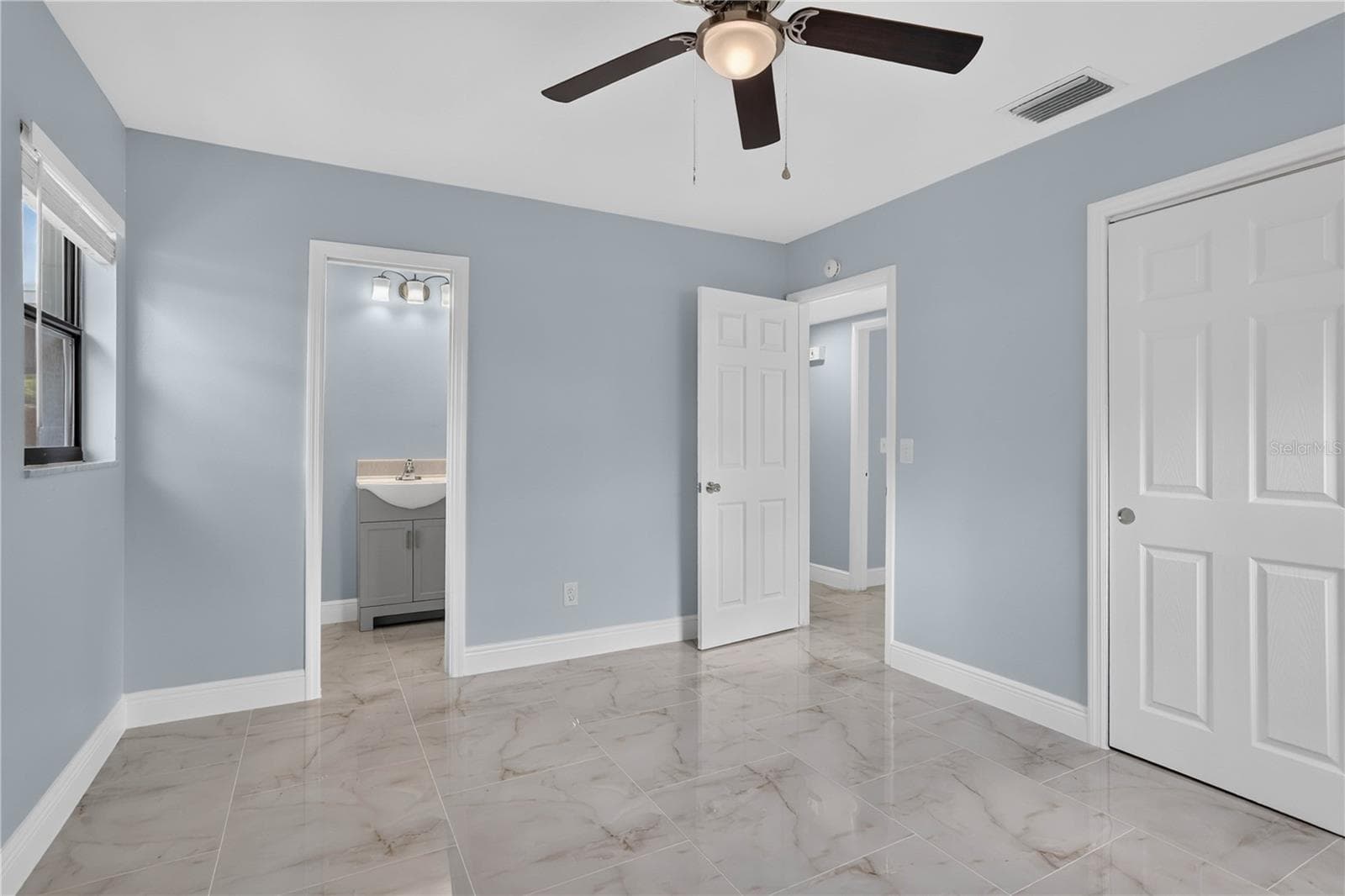 10405 22ND STREET — photo 14 of 25