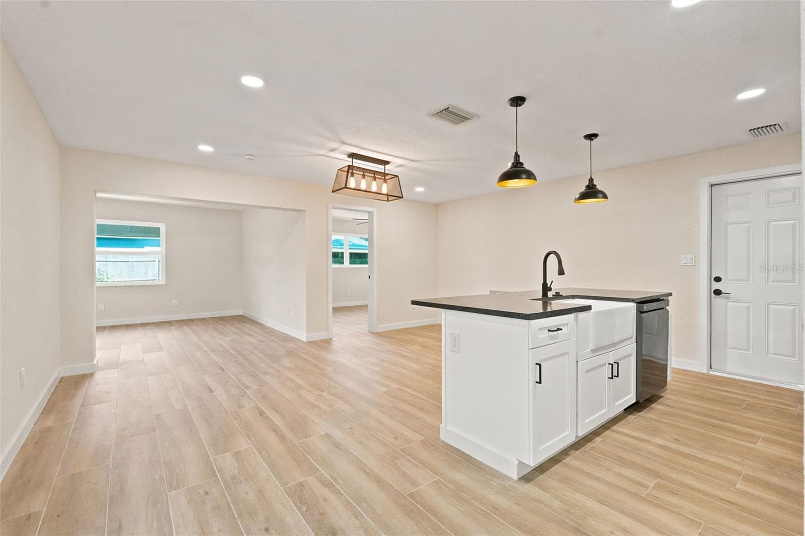 4700 CHANCELLOR STREET — photo 12 of 72