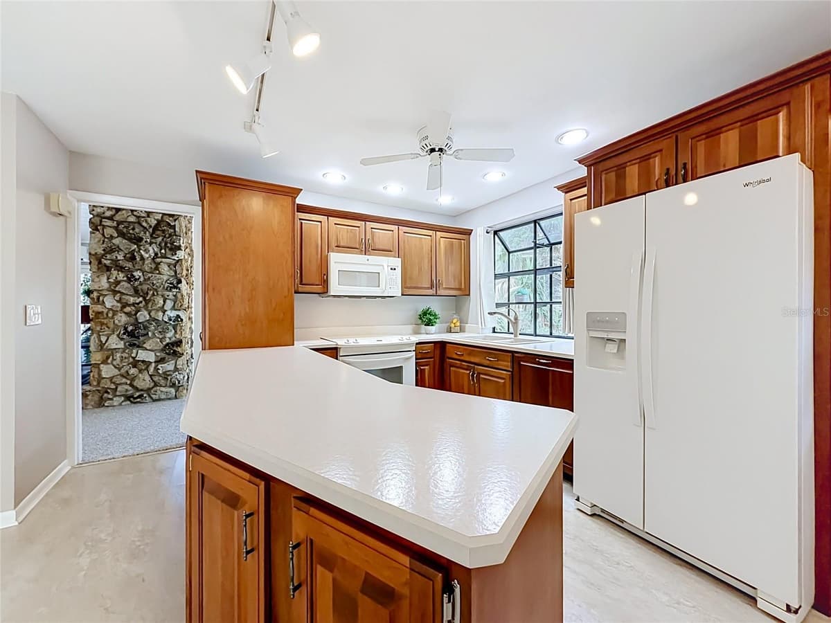 111 JUNIPER LANE — photo 8 of 58
