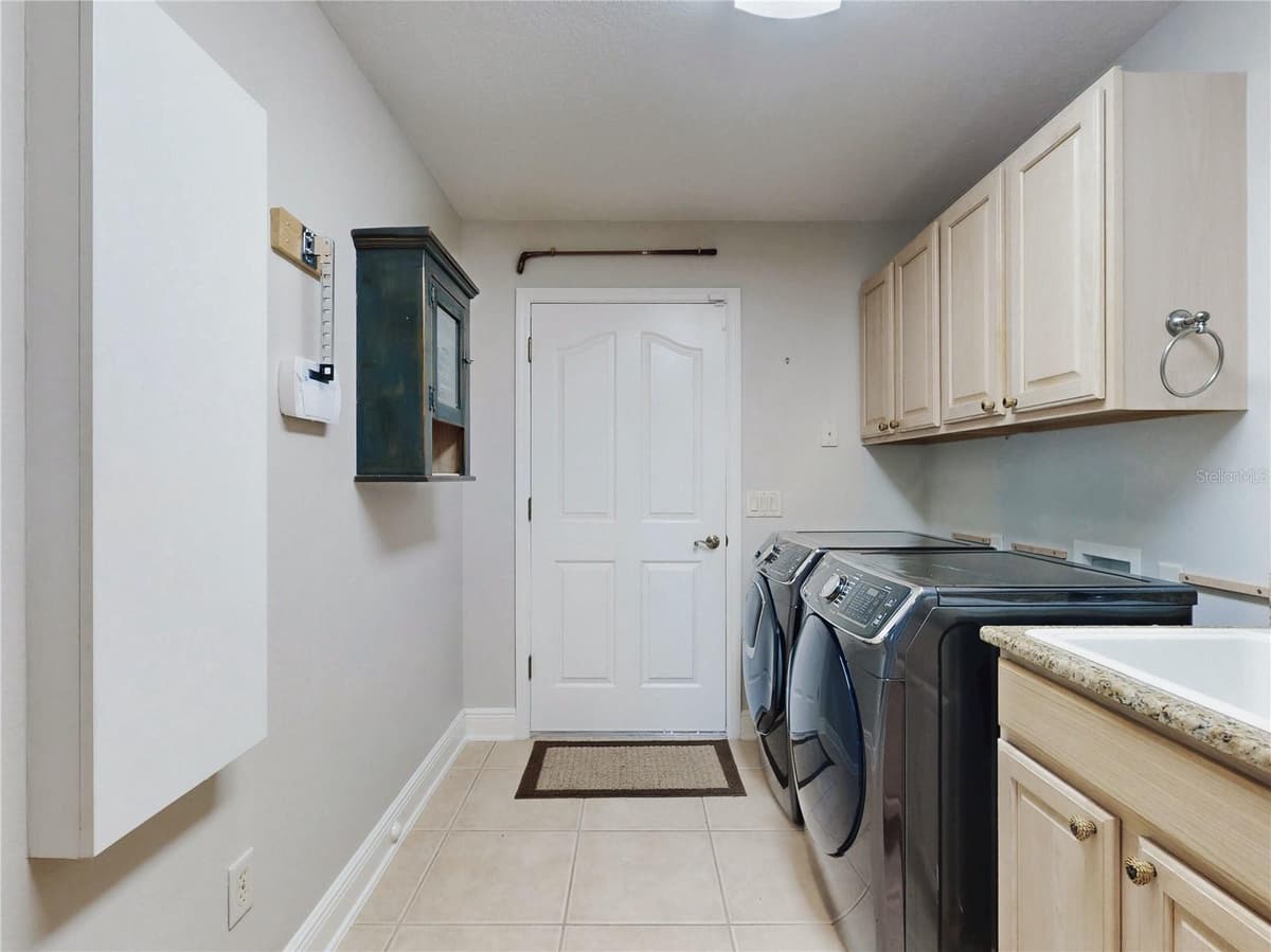 649 TERNBERRY FOREST DRIVE — photo 58 of 100