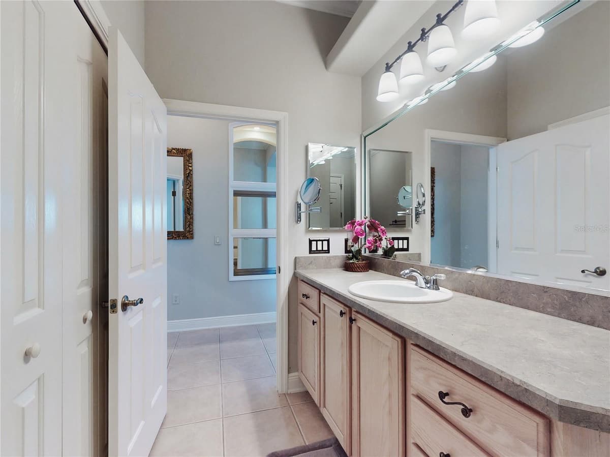 649 TERNBERRY FOREST DRIVE — photo 46 of 100