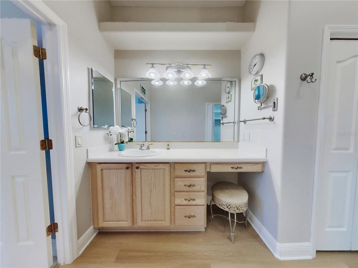 649 TERNBERRY FOREST DRIVE — photo 38 of 100