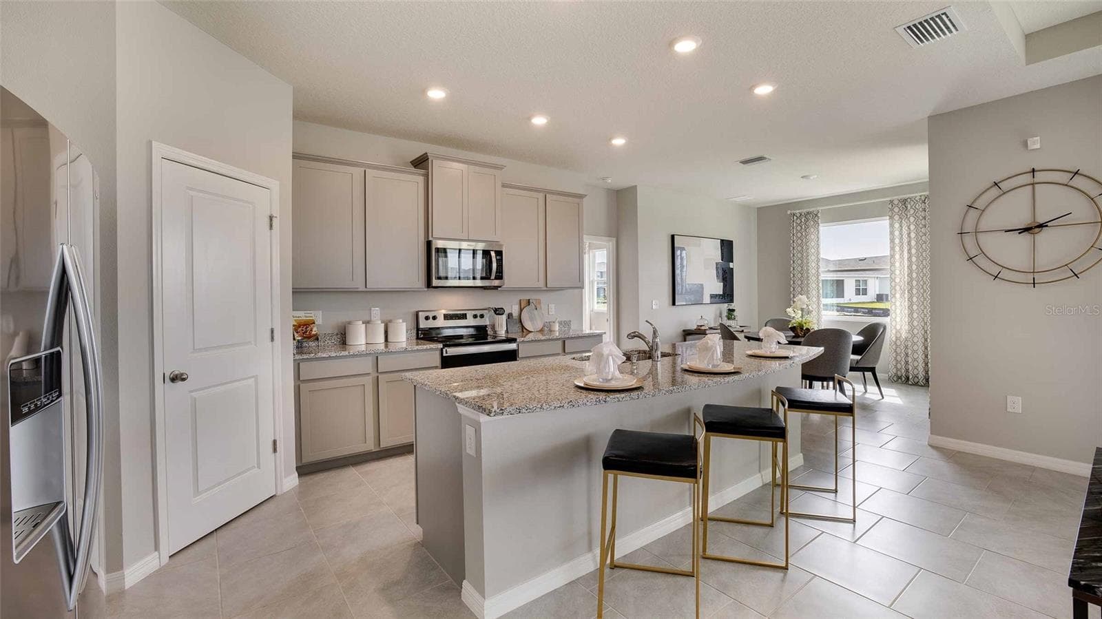 32645 DULUTH DRIVE — photo 4 of 17