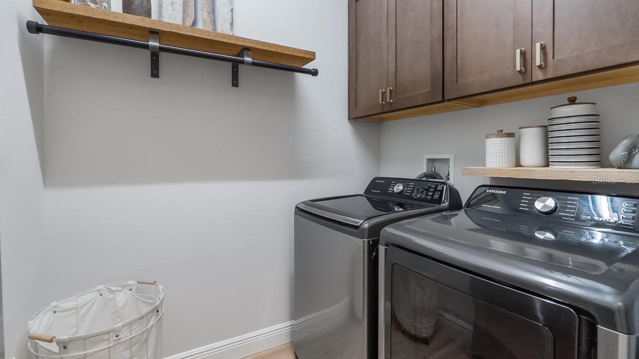 4008 PINNACLE PLACE COURT — photo 34 of 53