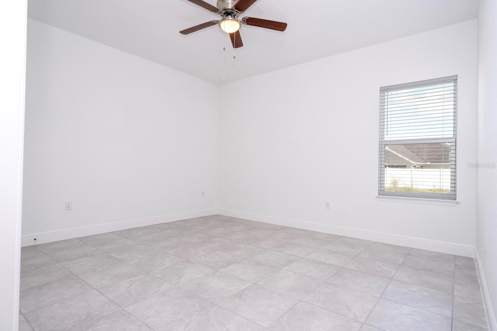 15026 24TH CIRCLE — photo 23 of 54