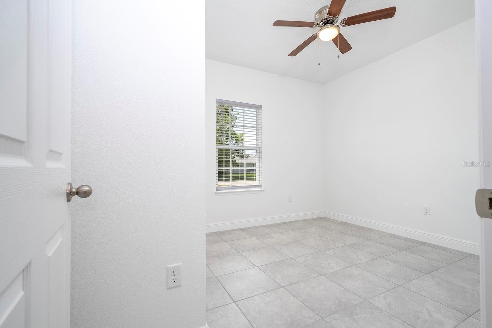 15026 24TH CIRCLE — photo 36 of 54
