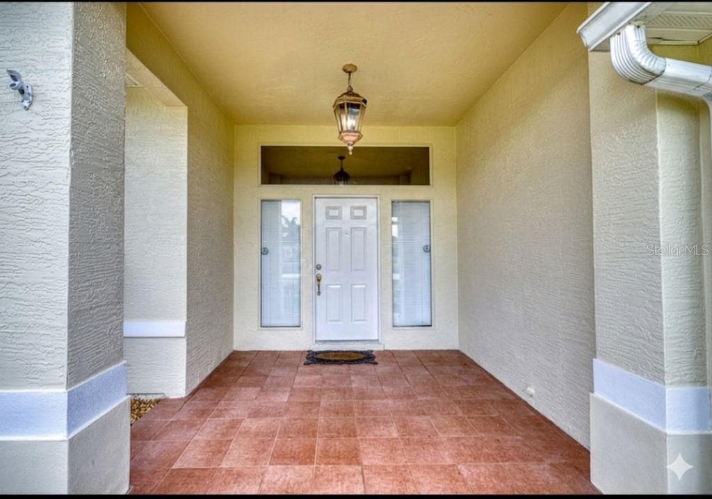 1856 FOROUGH CIRCLE — photo 4 of 56