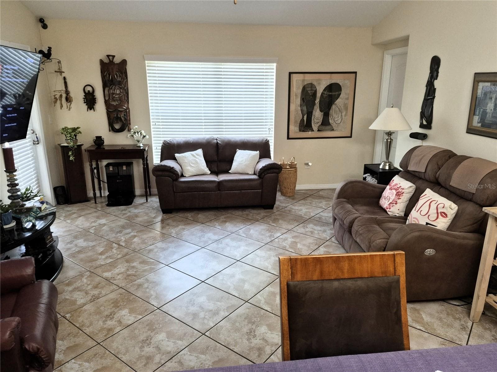 18722 DOBSON DRIVE — photo 22 of 37