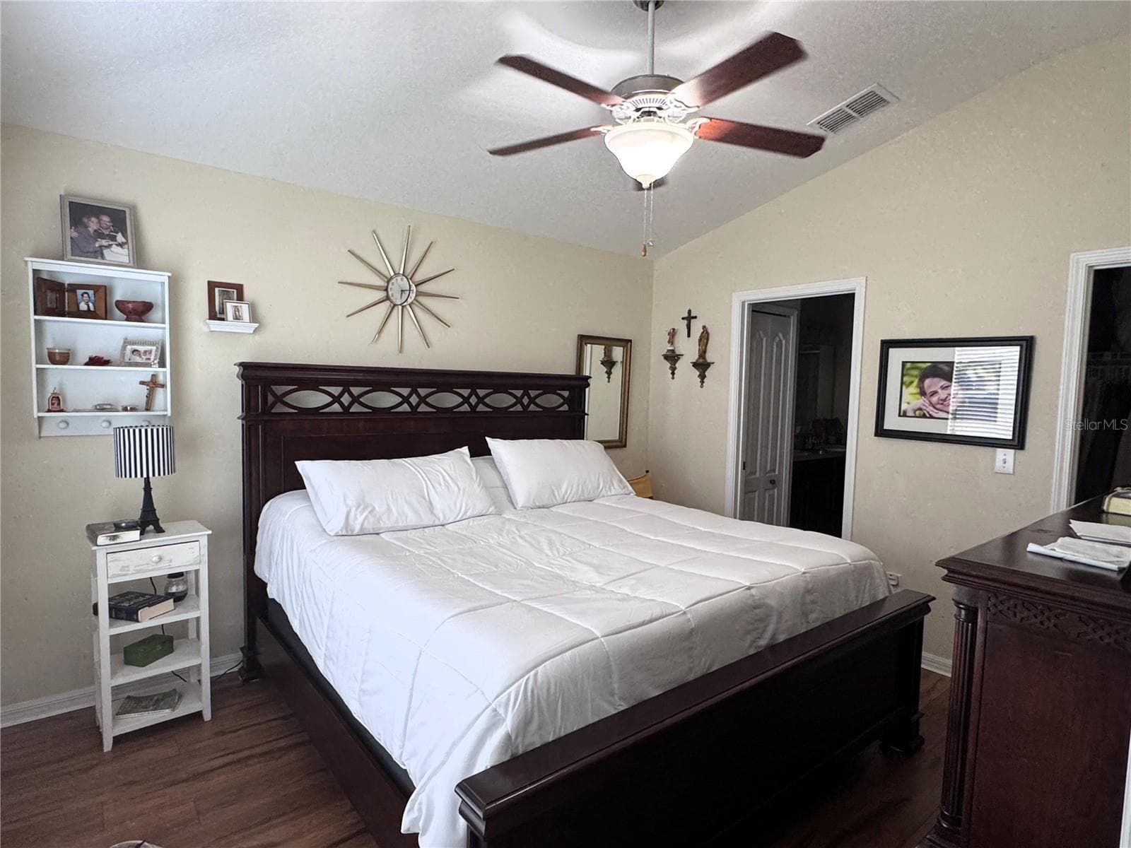 18722 DOBSON DRIVE — photo 26 of 37