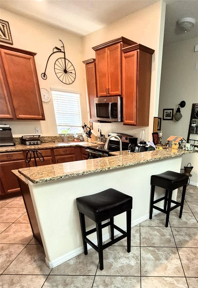 18722 DOBSON DRIVE — photo 13 of 37