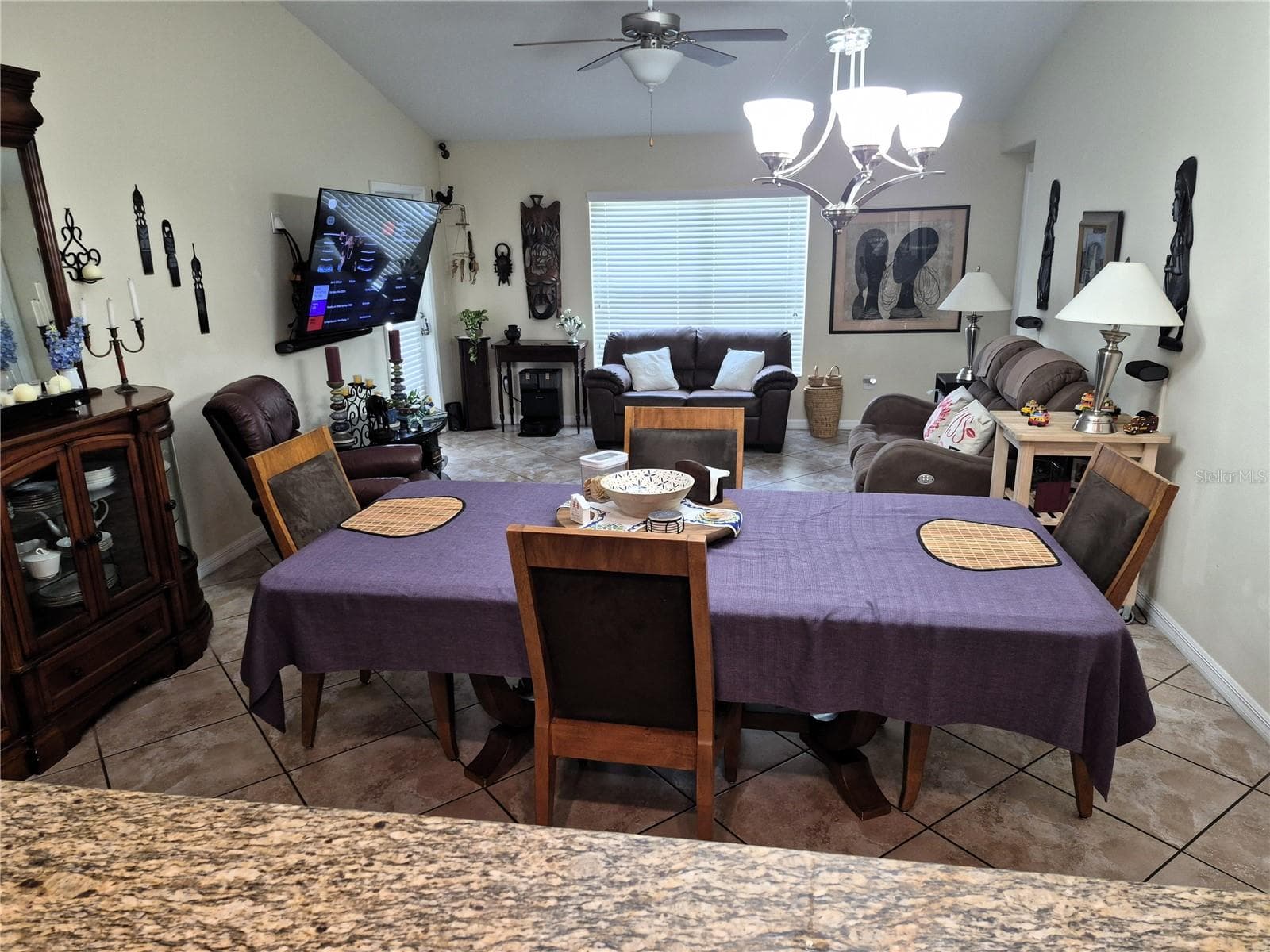 18722 DOBSON DRIVE — photo 9 of 37