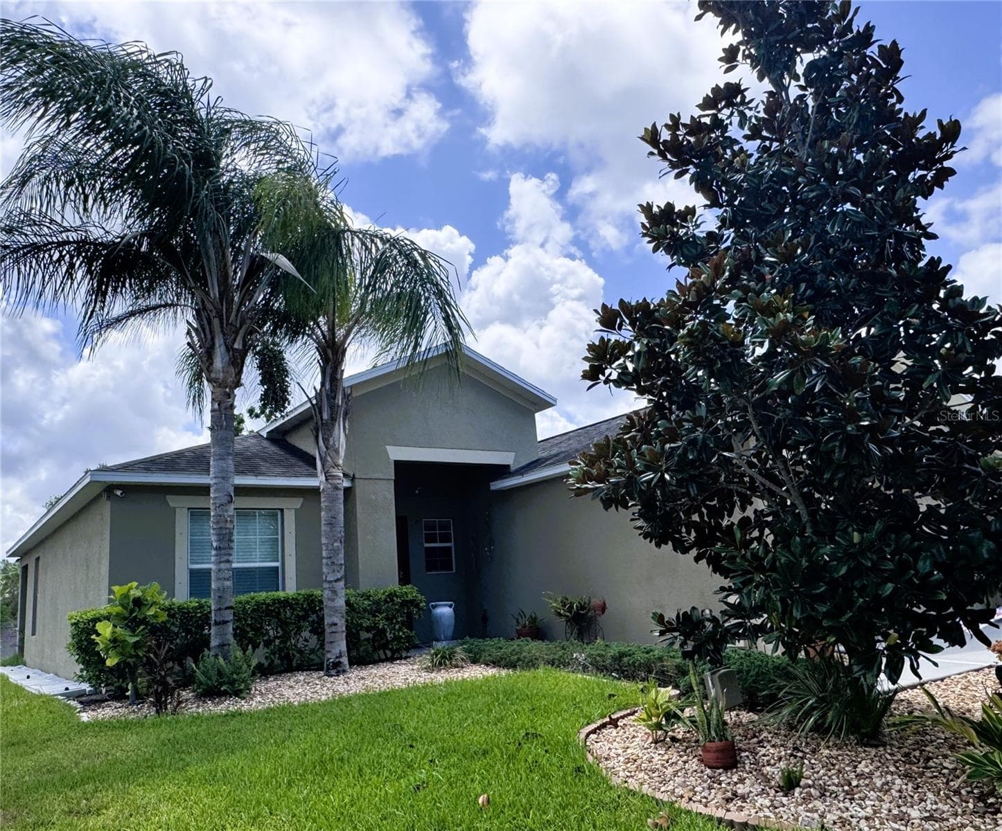 18722 DOBSON DRIVE — photo 4 of 37