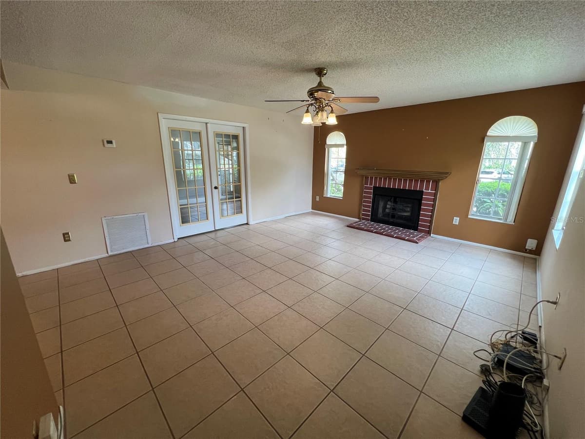 11940 SKYLAKE PLACE — photo 3 of 27