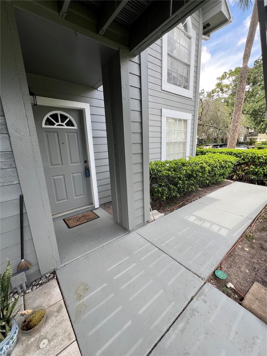 11940 SKYLAKE PLACE — photo 1 of 27