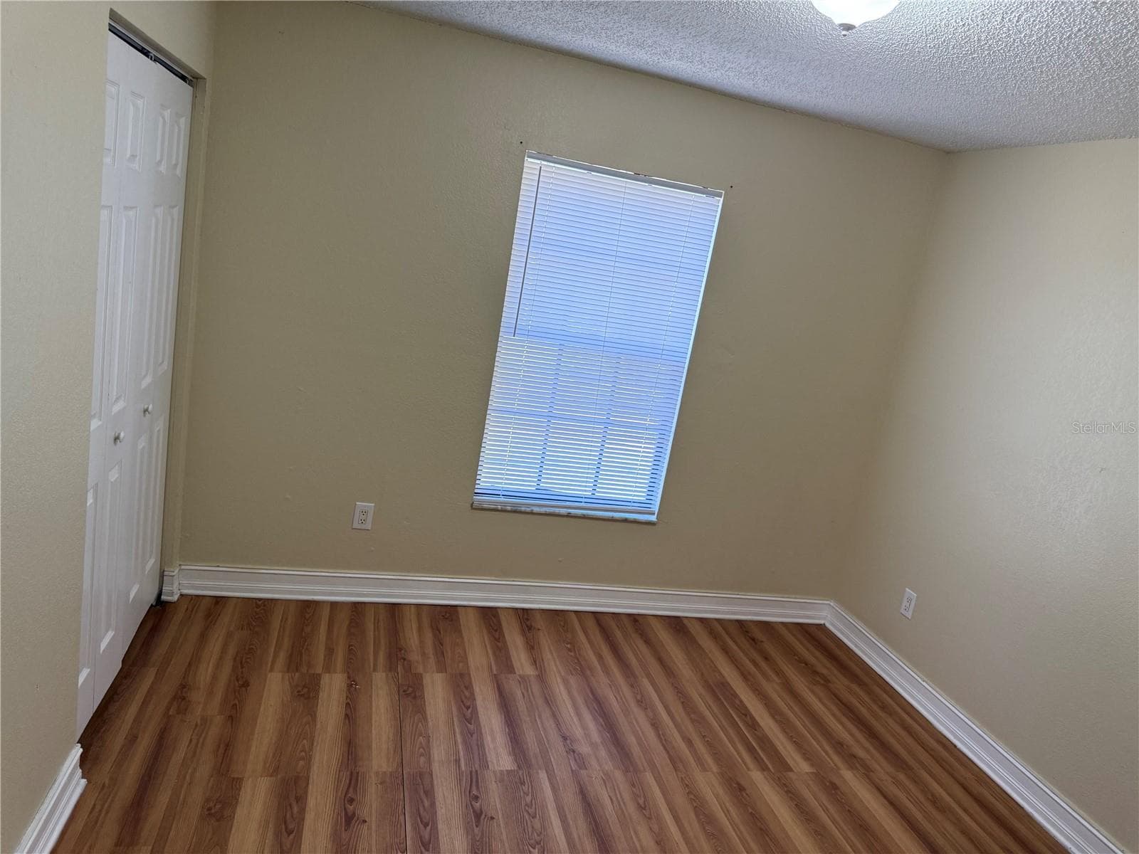 21026 VOYAGER BOULEVARD — photo 11 of 20