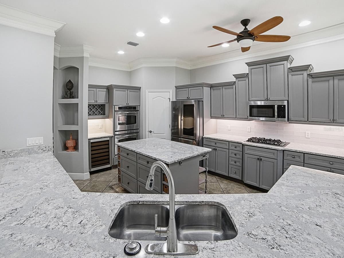 1792 LAKE MIONA DRIVE — photo 10 of 64