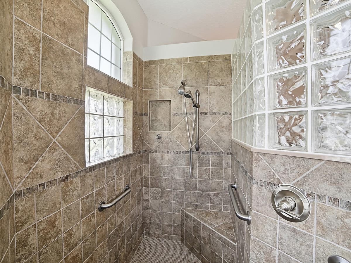 1792 LAKE MIONA DRIVE — photo 33 of 64