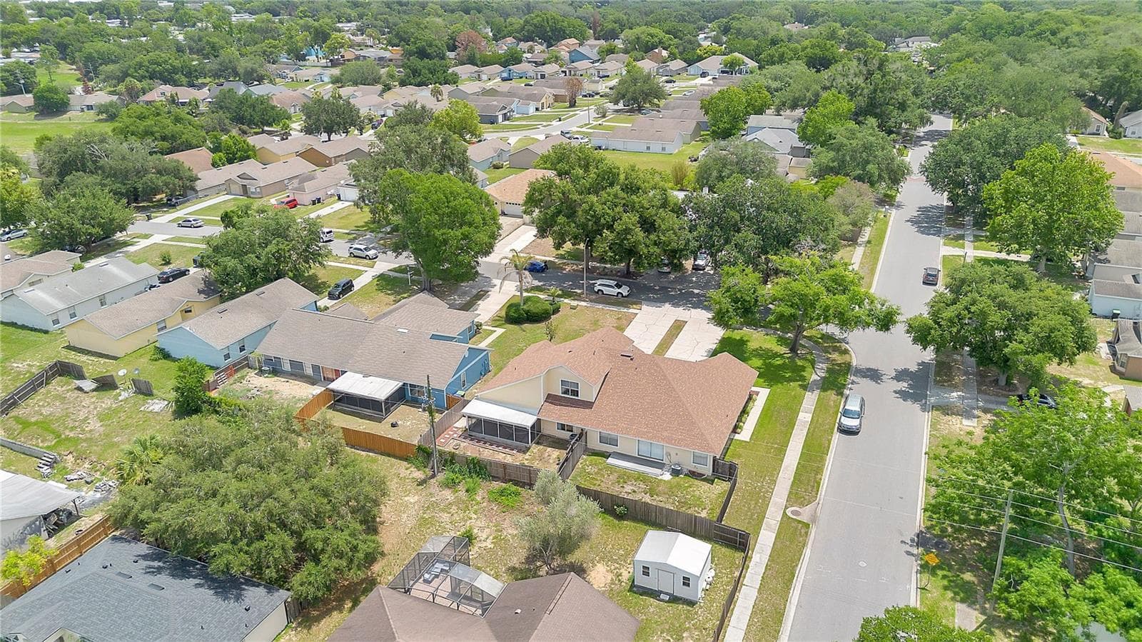 7408 LITTLE POND COURT — photo 33 of 35
