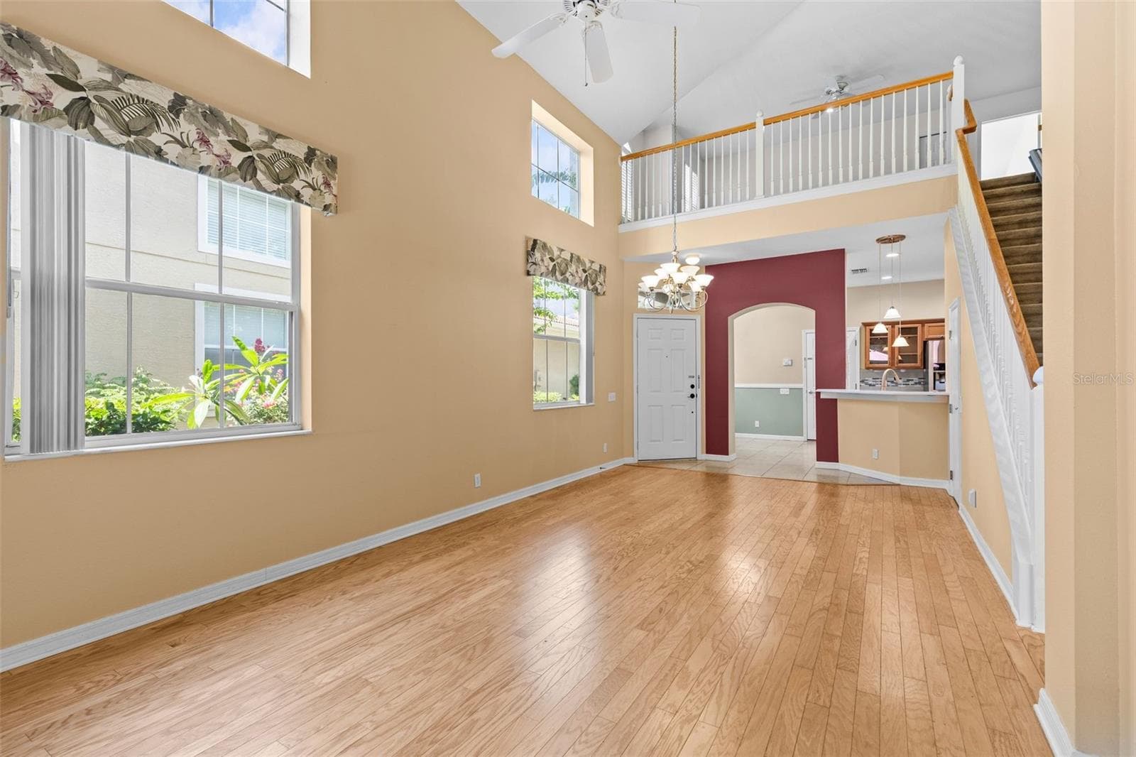 3350 COVERED BRIDGE DRIVE — photo 3 of 51