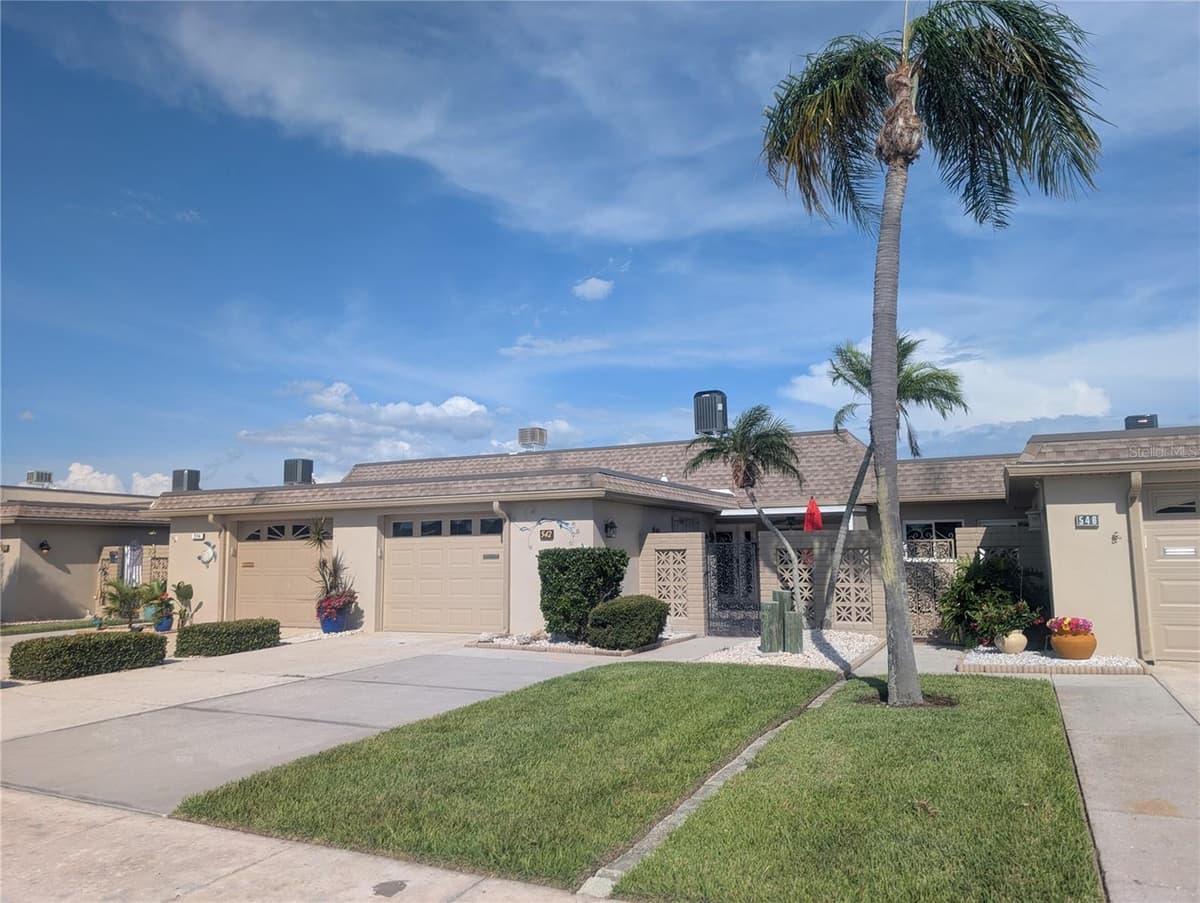542 BOCA CIEGA POINT BOULEVARD — photo 2 of 38