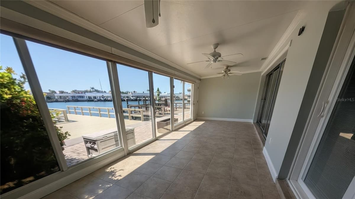 542 BOCA CIEGA POINT BOULEVARD — photo 14 of 38