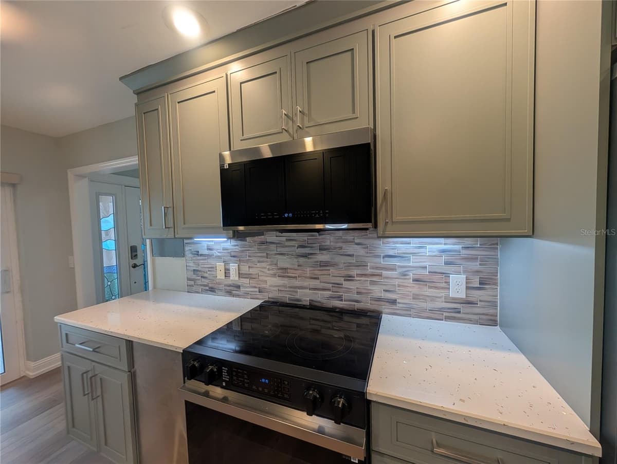 542 BOCA CIEGA POINT BOULEVARD — photo 10 of 38