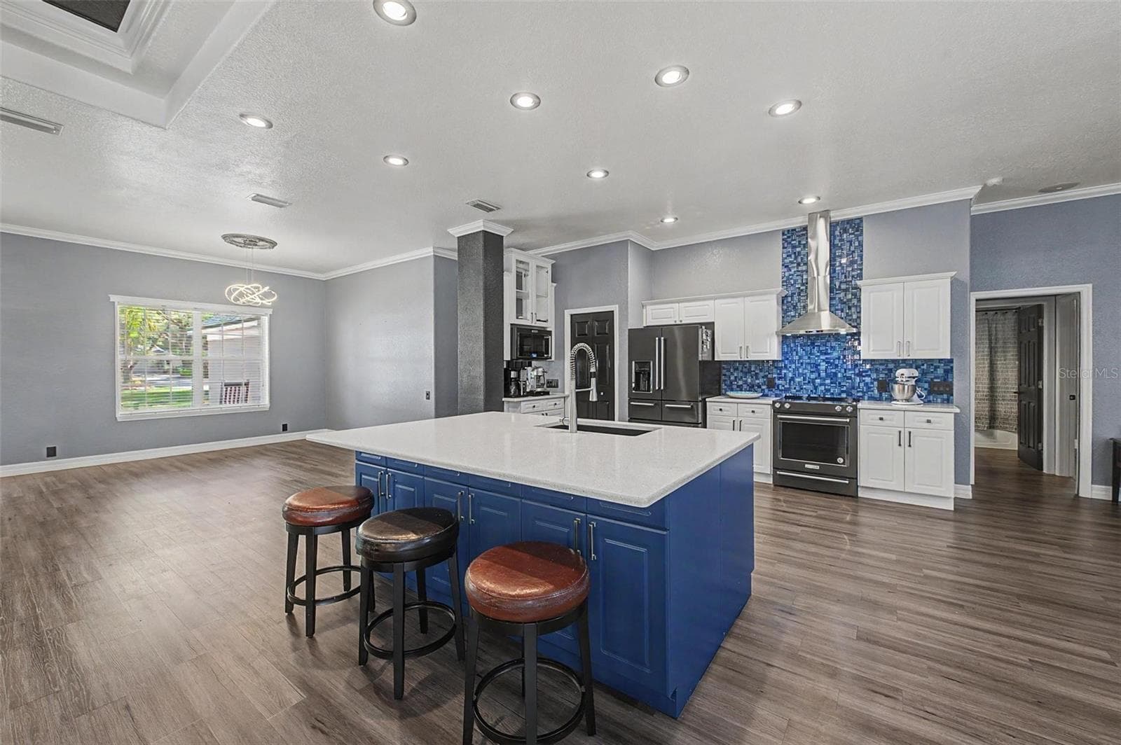 2311 PETERSON ROAD — photo 15 of 54
