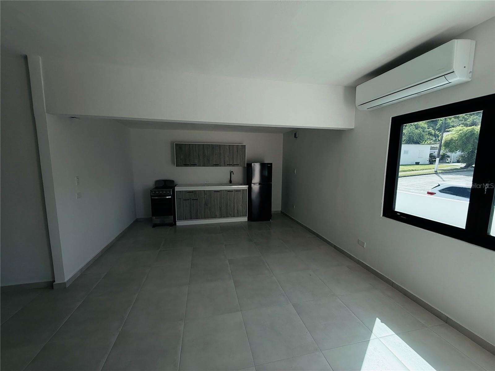 TRIPLEX HOUSE  Calle 5 D1 EXT. BUSO — photo 8 of 27