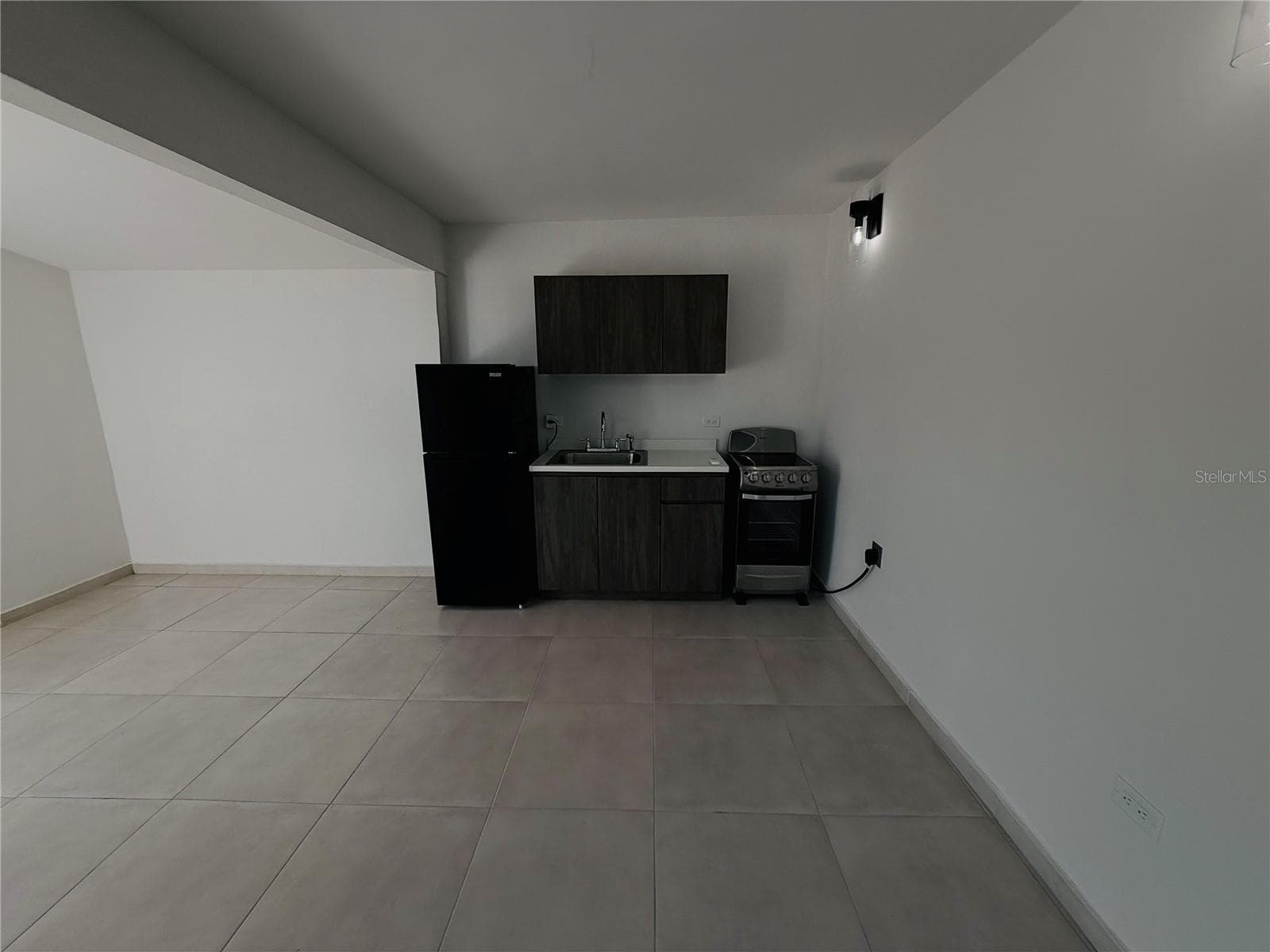 TRIPLEX HOUSE  Calle 5 D1 EXT. BUSO — photo 5 of 27