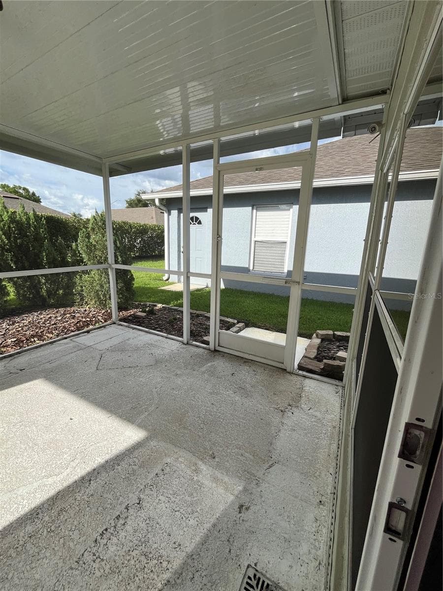 2160 SUNSTONE DRIVE — photo 41 of 56