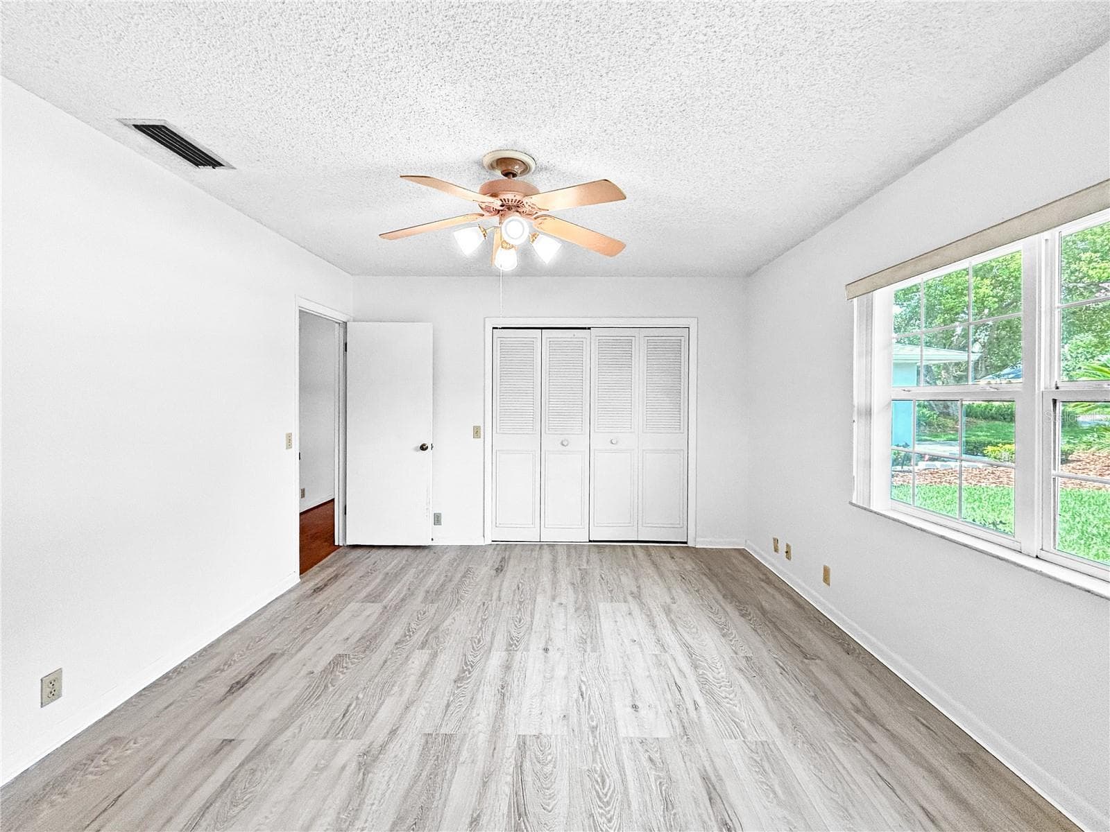 419 PINELLAS ROAD — photo 6 of 55
