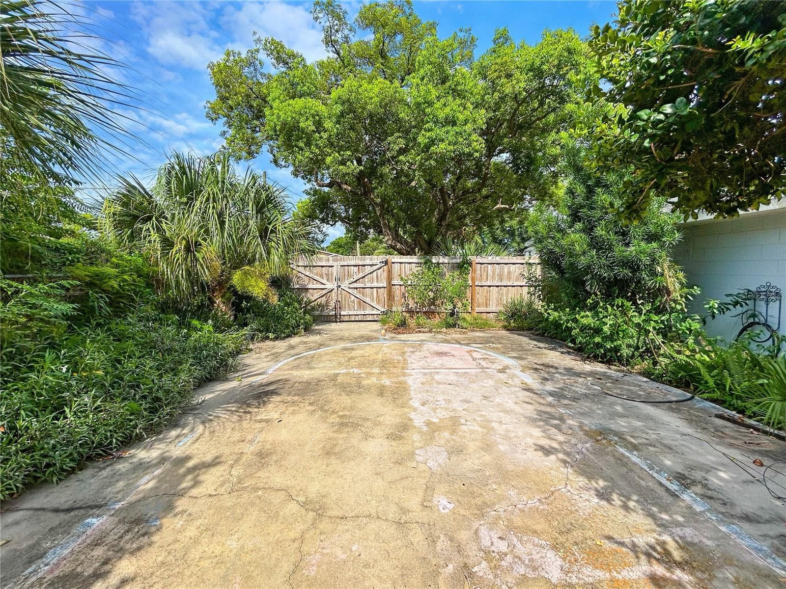419 PINELLAS ROAD — photo 44 of 55