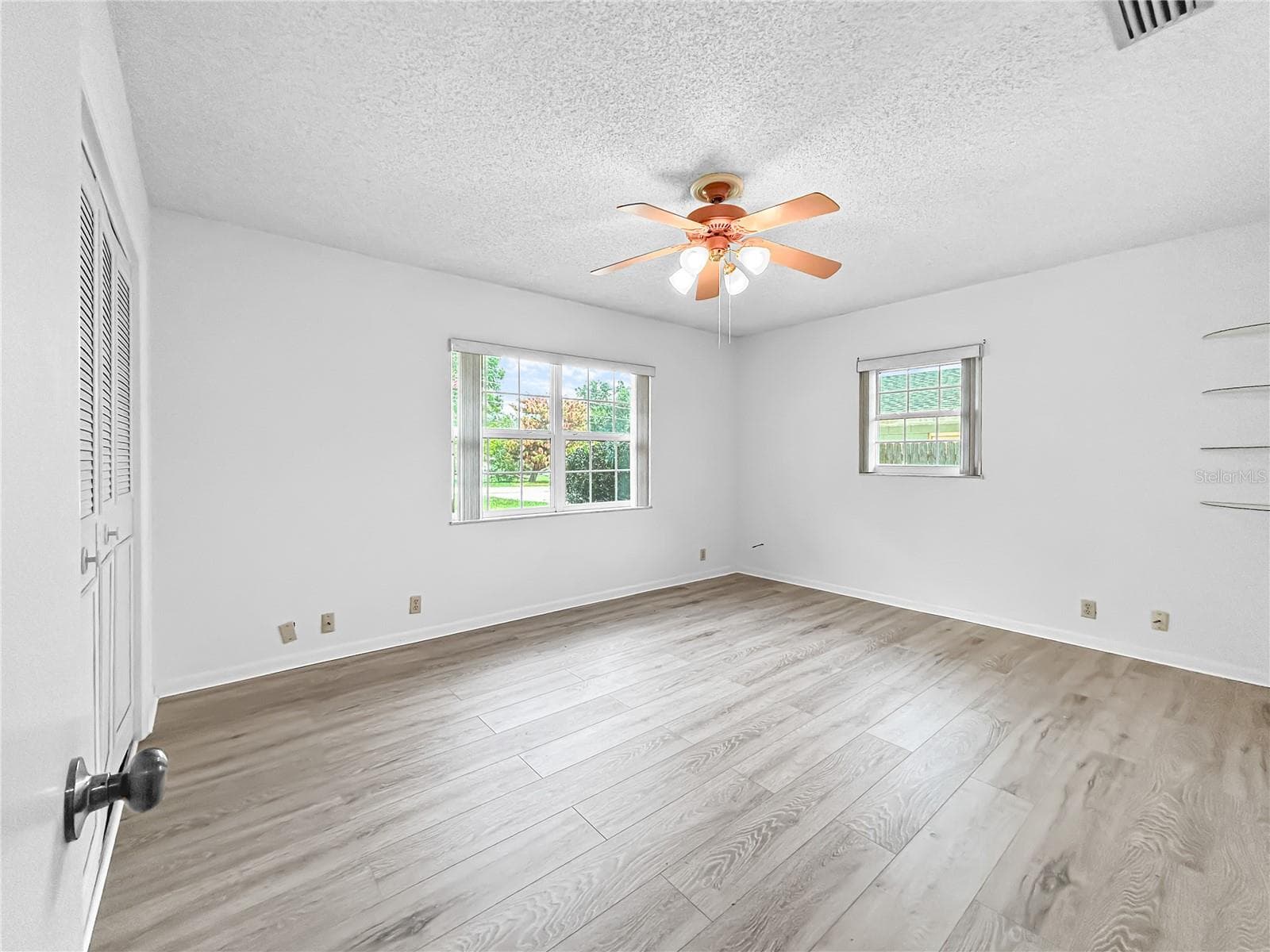 419 PINELLAS ROAD — photo 10 of 55