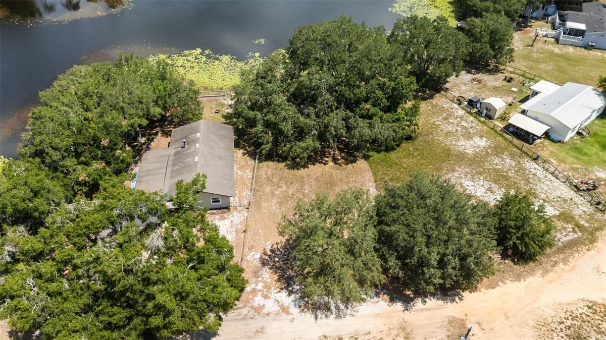 LINDA DRIVE — photo 9 of 22