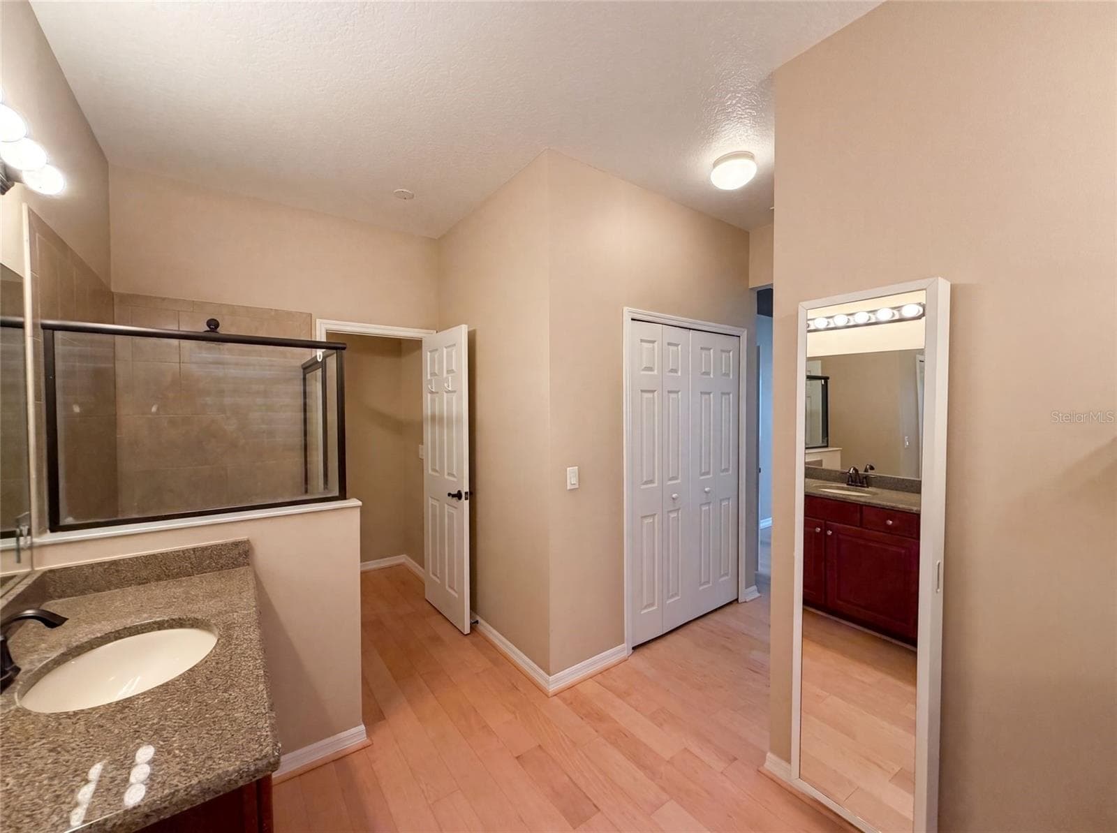 5605 WINDSONG OAK DRIVE — photo 18 of 24