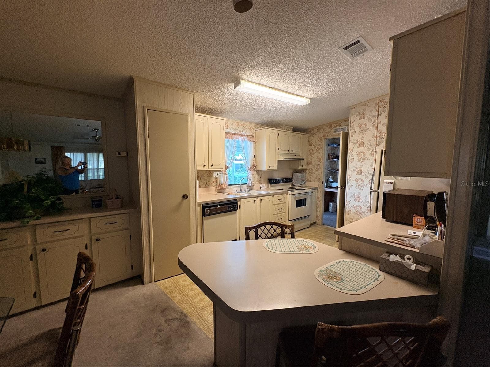8519 BUCKINGHAM PLACE — photo 20 of 27